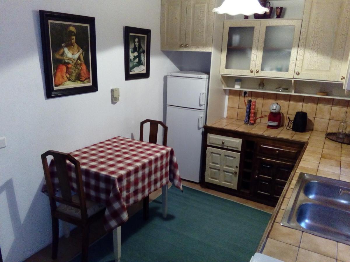 Balkone In Montagna Villa Мецово Екстериор снимка